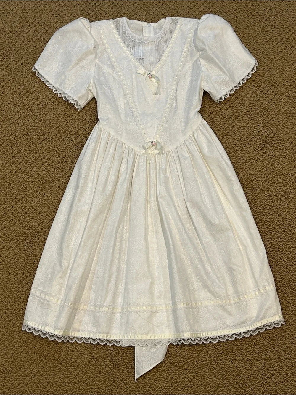 Vintage Gunne Sax Girls White Prairie Dress size 7 Floral Lace Ribbon Bow